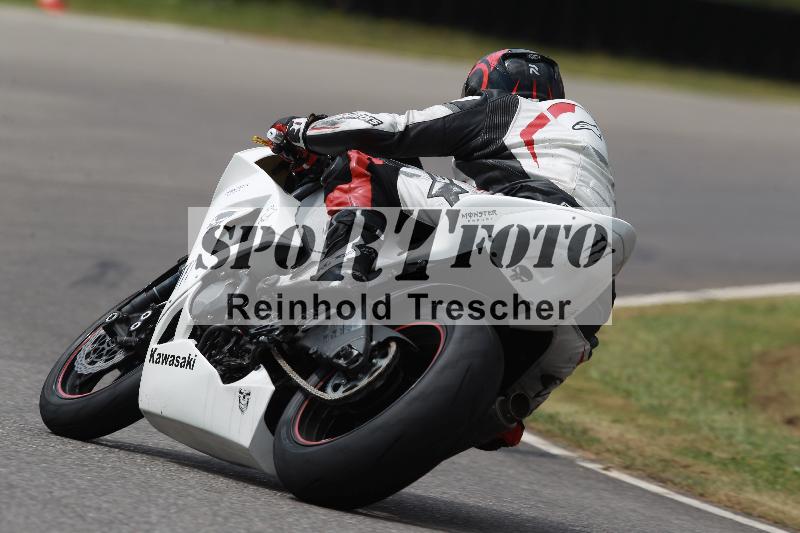 Archiv-2022/13 25.04.2022 Plüss Moto Sport ADR/Freies Fahren/83
